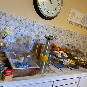 Bed & Breakfast Paradise, Livorno