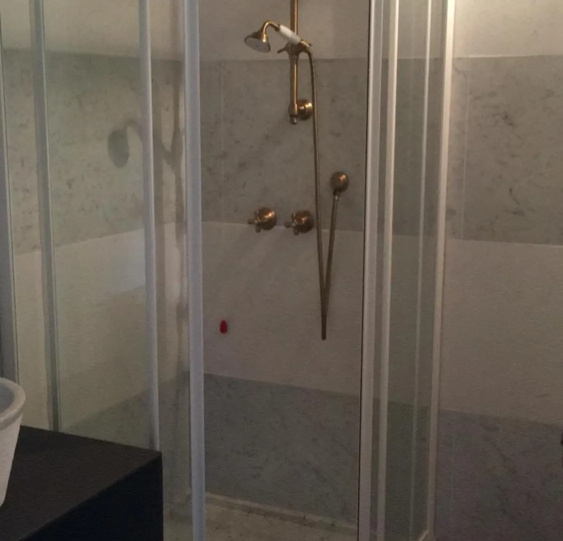 Le Mas Di Laura Guest House Ortonovo Italy