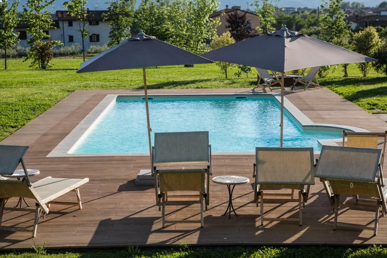 Le Mas Di Laura Guest House Ortonovo